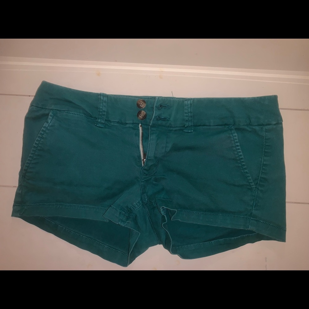 Green American Eagle shorts